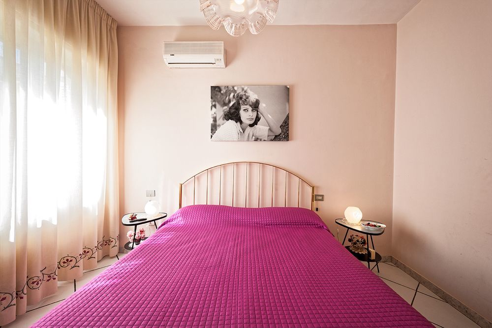 Chez Anna B&B - Adults Only เนเปิลส์ ภายนอก รูปภาพ